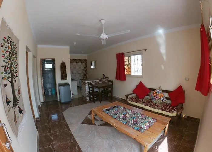 Nadia'S House. Newly Refurbished, Two Bedroom Home In The Heart Of Dahab