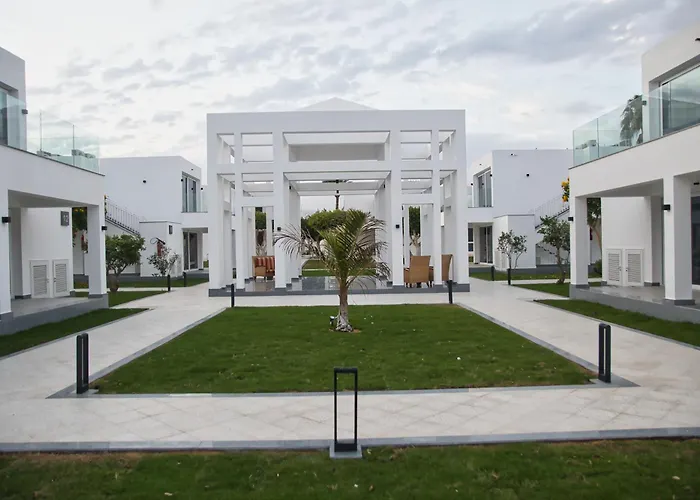 Casino Hotels in Sharm el-Sheikh near Cleo Park