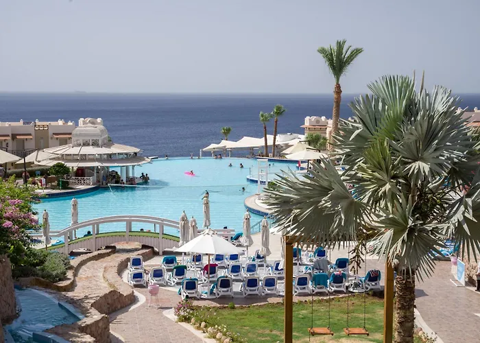 Sharm el-Sheikh hotels near Soho square dancing fountain